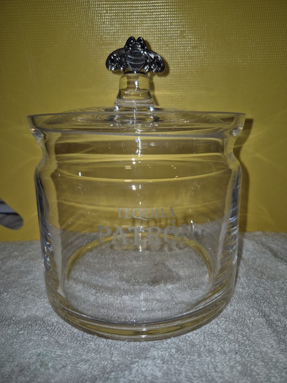 💥 PATRON Tequila Glass Canister Bee Super Rare